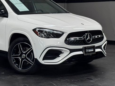Used 2025 Mercedes-Benz GLA 250 image 4