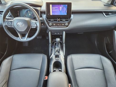 Certified 2024 Toyota Corolla Cross XLE image 19