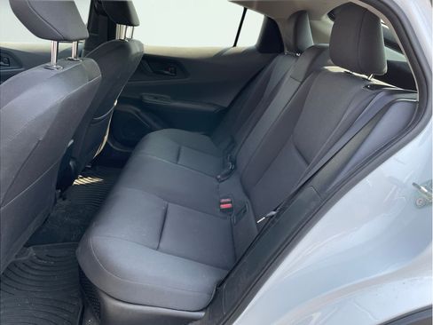 Used 2024 Toyota Prius LE AWD/4WD image 10