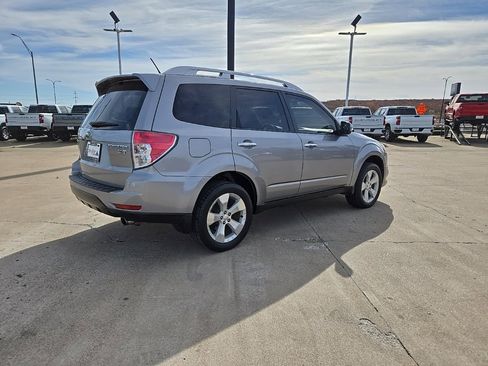 Used 2011 Subaru Forester 2.5XT Touring w/ Popular Equipment Group 4B image 5