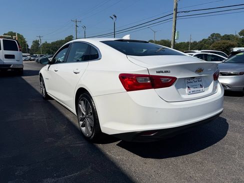 Used 2023 Chevrolet Malibu LT w/ Driver Confidence Package FWD image 9