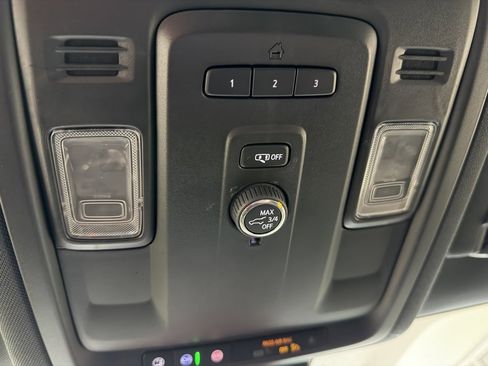 Used 2024 Chevrolet Tahoe LT image 20