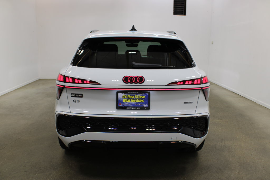 New 2026 Audi Q3 quattro 2.0T AWD/4WD image 4