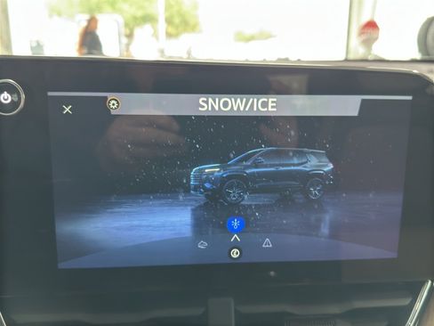 New 2026 Chevrolet Equinox ACTIV w/ LPO, Floor Liner Package image 33