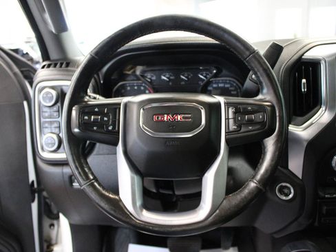 Used 2020 GMC Sierra 1500 Elevation w/ Elevation Value Package AWD/4WD image 17