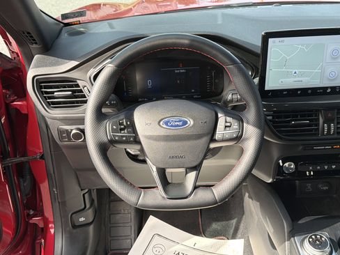 Certified 2023 Ford Escape ST-Line w/ Tech Pack #1 image 17