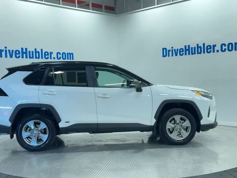 Used 2024 Toyota RAV4 XLE image 3
