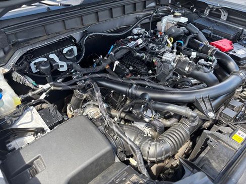 Used 2023 Ford Bronco Wildtrak AWD/4WD image 28