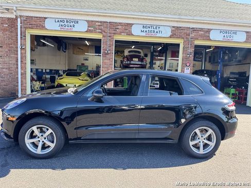 Used 2021 Porsche Macan image 13