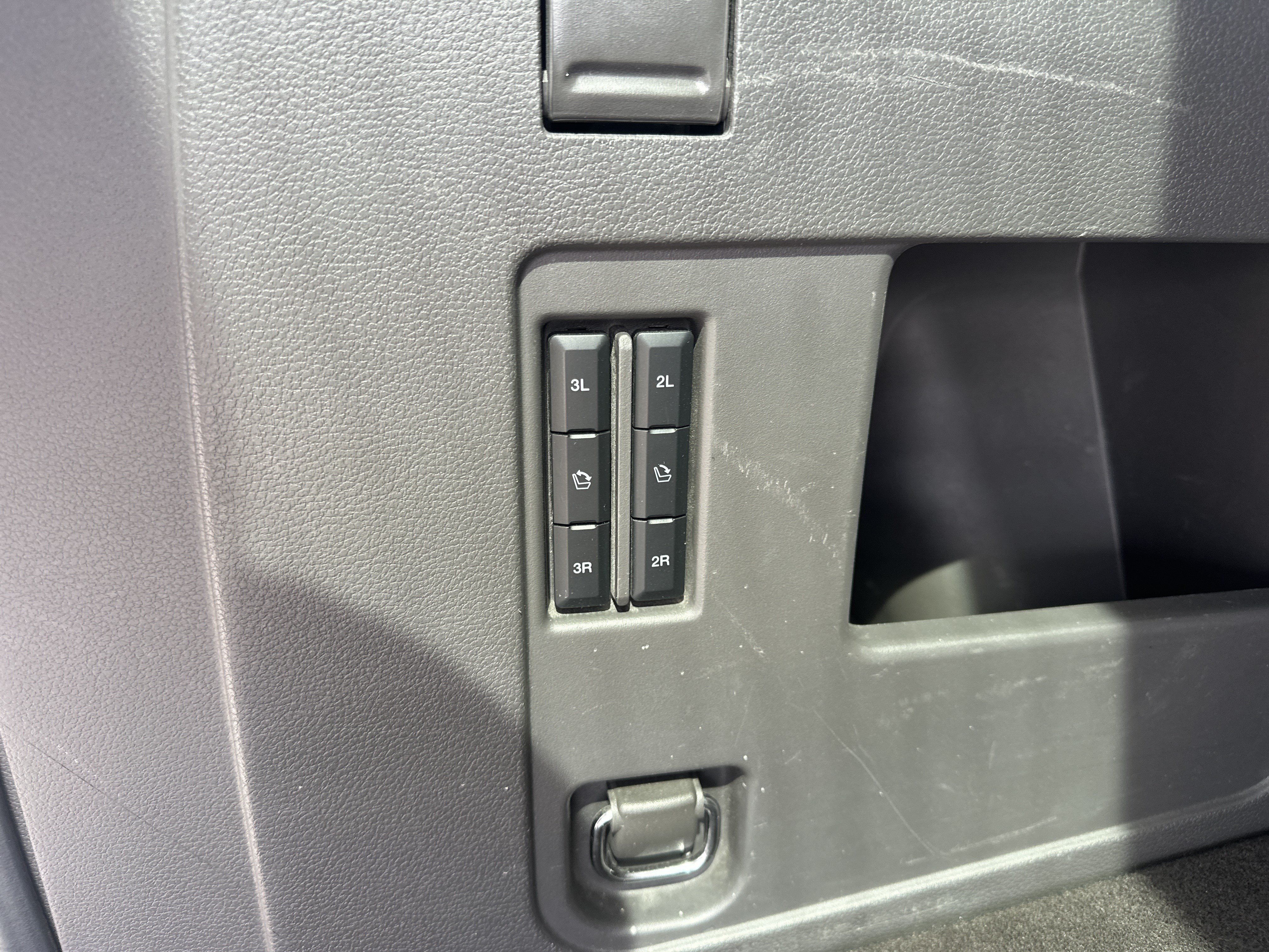 Used 2021 Ford Expedition Limited AWD/4WD image 30