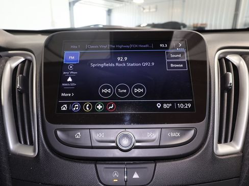 Used 2024 Chevrolet Malibu LT FWD image 12