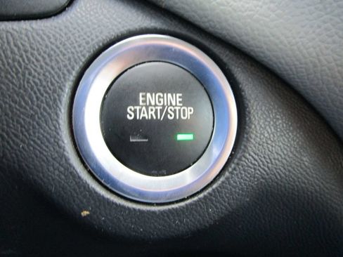 Used 2023 Chevrolet Equinox LS w/ LS Convenience Package FWD image 30
