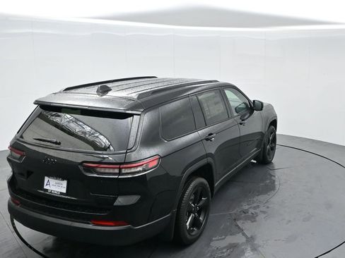 New 2025 Jeep Grand Cherokee L Limited w/ Black Appearance Package image 54