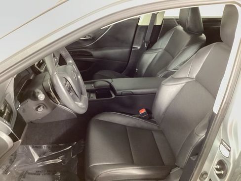 Used 2022 Lexus ES 250 w/ Premium Package AWD/4WD image 12