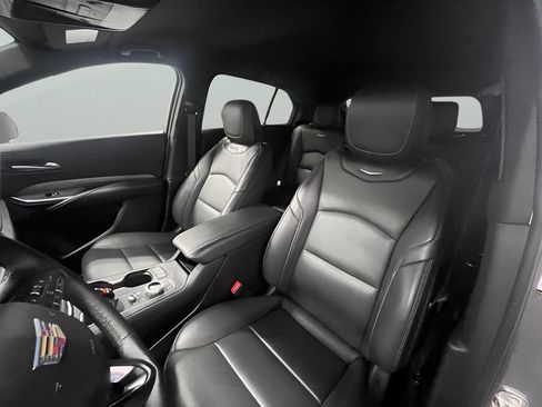 Certified 2025 Cadillac XT4 Premium Luxury AWD/4WD image 11
