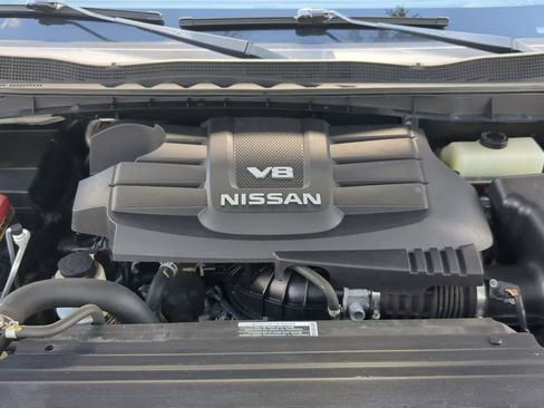 Used 2020 Nissan Titan PRO-4X w/ Pro-4x Convenience Package image 15