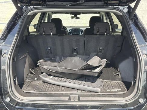 Used 2019 Chevrolet Equinox LT FWD image 18