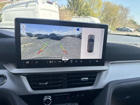 New 2026 Ford Explorer Active image 12