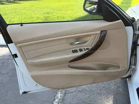 Used 2013 BMW 335i Sedan RWD image 7