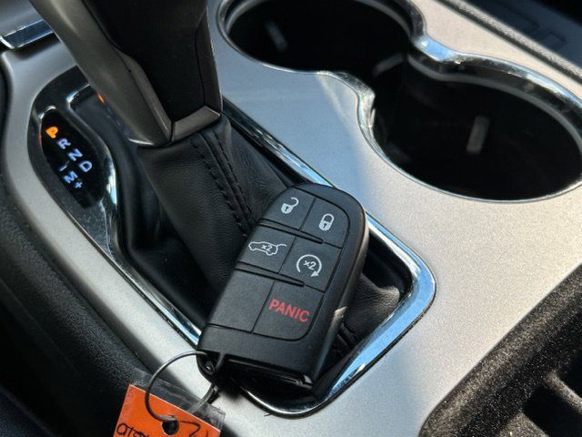 Used 2019 Jeep Grand Cherokee Altitude AWD/4WD image 44