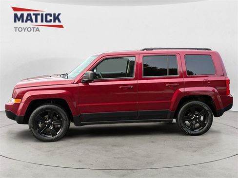 Used 2015 Jeep Patriot Sport w/ Power Value Group image 4