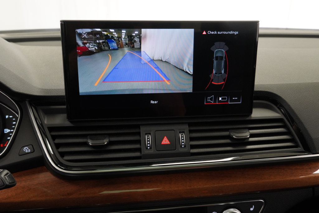 Used 2023 Audi Q5 2.0T Premium w/ Convenience Package AWD/4WD image 19