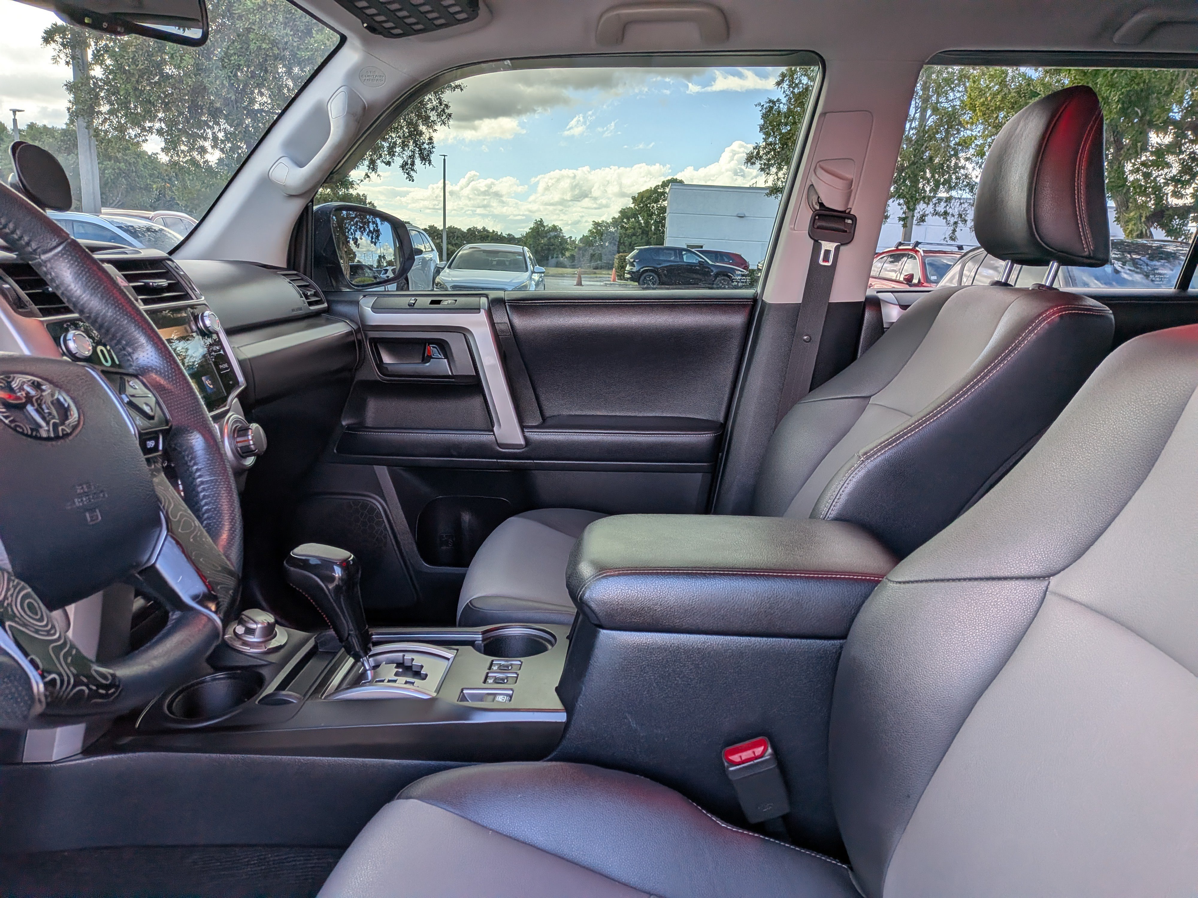 Used 2019 Toyota 4Runner SR5 Premium AWD/4WD image 24