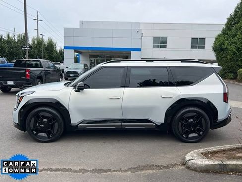 Used 2024 Kia EV9 GT-Line AWD/4WD image 4
