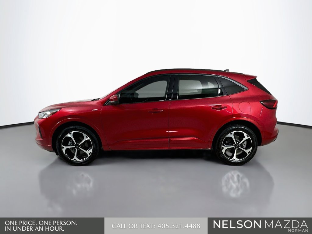 Used 2023 Ford Escape ST-Line Select w/ Tech Pack #2 AWD/4WD image 9