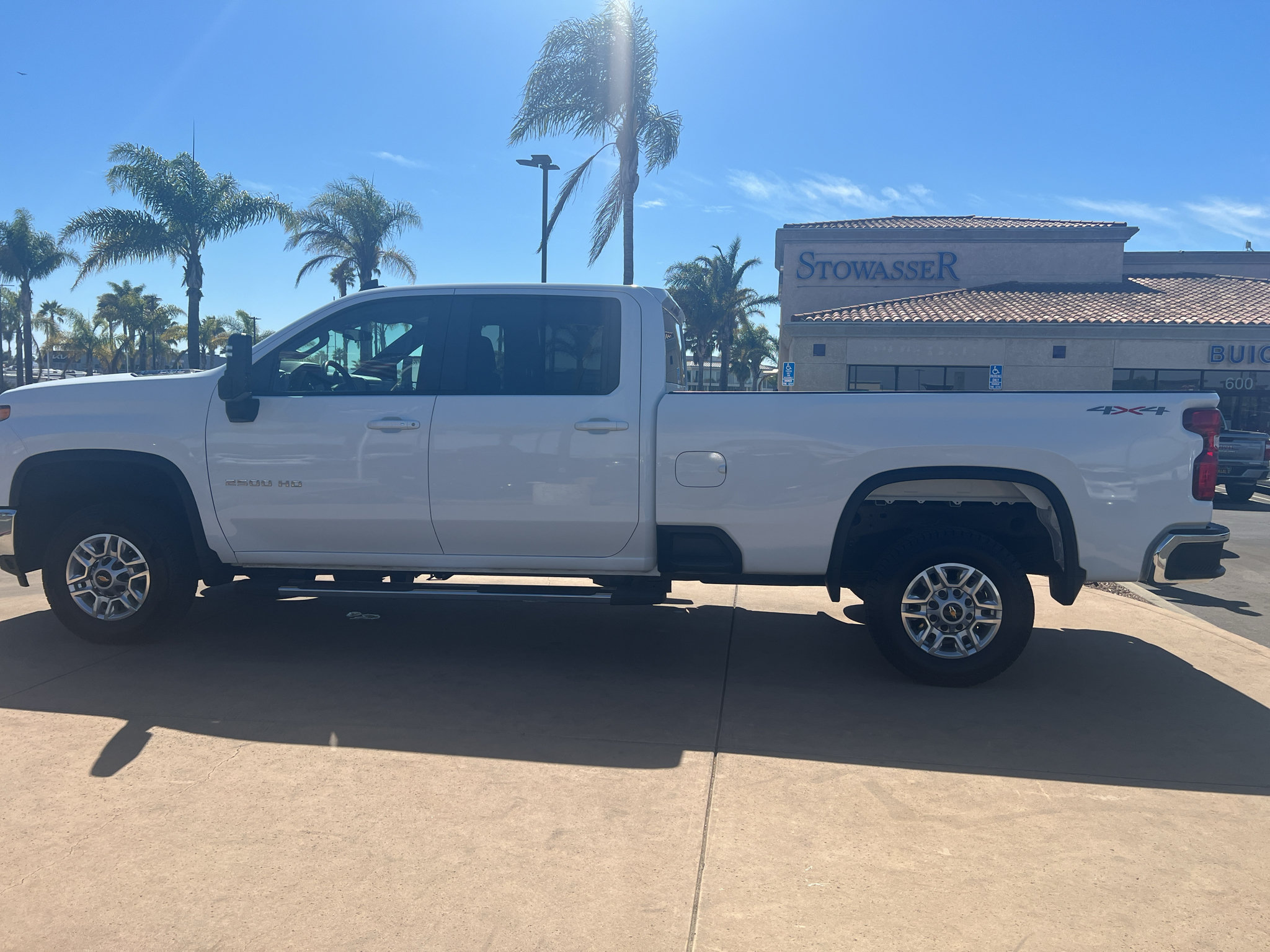 Used 2025 Chevrolet Silverado 2500 LT w/ Convenience Package AWD/4WD image 8