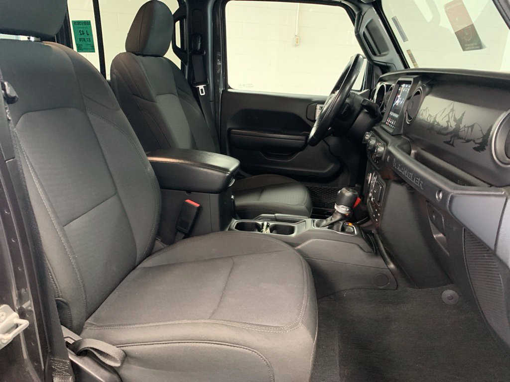 Used 2022 Jeep Wrangler Unlimited Sport AWD/4WD image 7