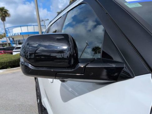 Used 2025 Toyota Sequoia Limited w/ TRD Off-Road Package AWD/4WD image 12