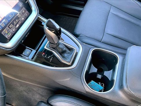 Used 2022 Subaru Outback Limited image 15