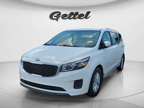 Used 2016 Kia Sedona LX w/ LX Convenience Package FWD image 2