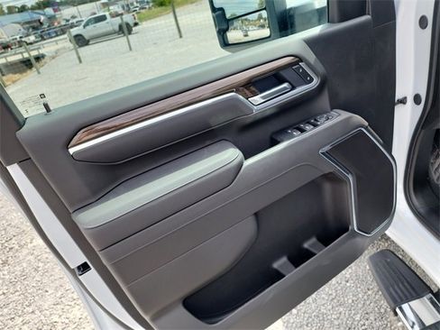 New 2026 Chevrolet Silverado 3500 LT w/ All Star Edition image 18