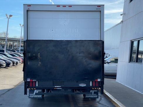 Used 2016 Ford E-450 and Econoline 450 Super Duty image 7