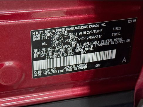 Used 2020 Toyota RAV4 LE image 39