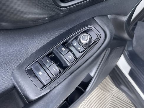 Used 2023 Subaru Outback Premium AWD/4WD image 14