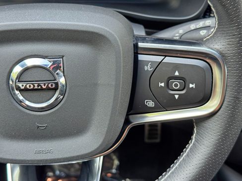 Used 2021 Volvo XC40 P8 Recharge w/ Advanced Package AWD/4WD image 22