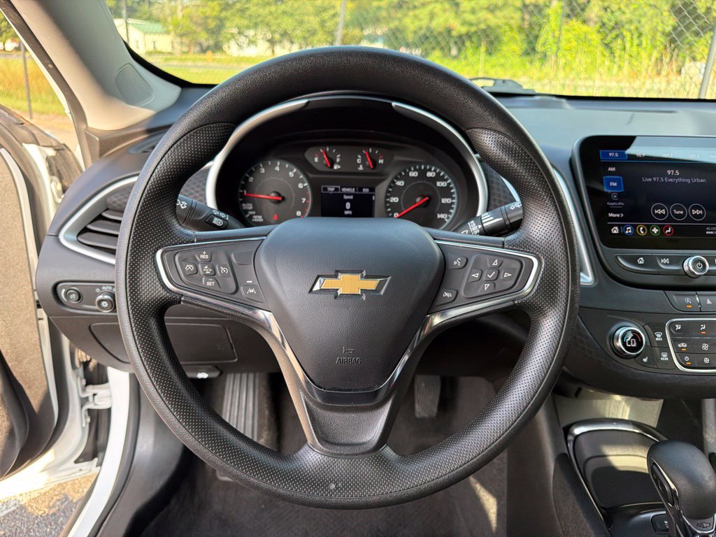 Used 2024 Chevrolet Malibu LT FWD image 15