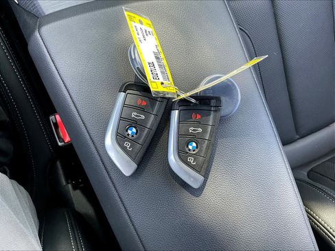 Used 2026 BMW 430i Coupe w/ Parking Assistance Package RWD image 13