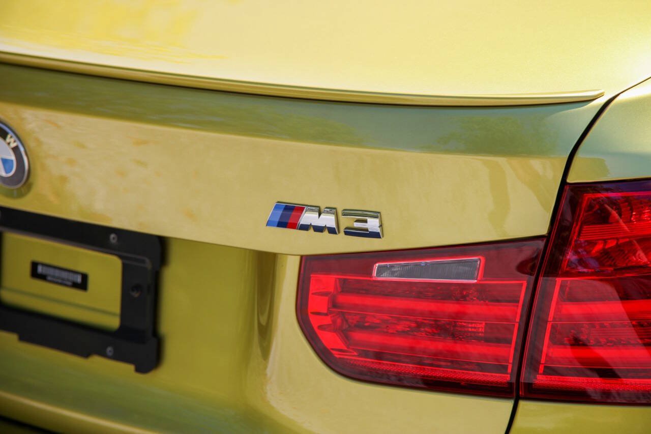 Used 2015 BMW M3 RWD image 19
