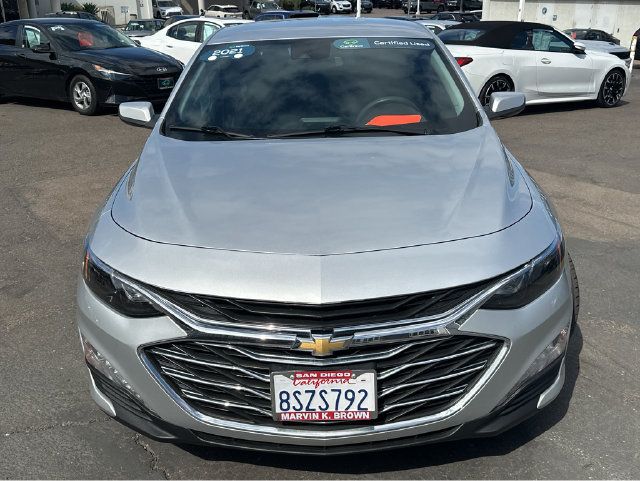 Used 2021 Chevrolet Malibu LT FWD image 2