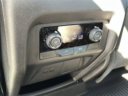 New 2025 Chevrolet Traverse LT w/ LPO, Floor Liner Package image 25