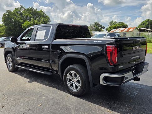 Certified 2024 GMC Sierra 1500 SLT AWD/4WD image 3