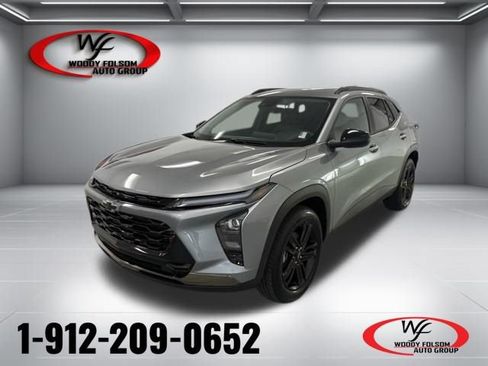 New 2026 Chevrolet Trax ACTIV w/ Sunroof Package FWD image 1