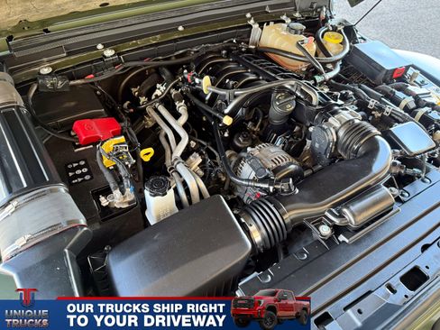 Used 2022 Jeep Gladiator Rubicon w/ Cold Weather Group image 14