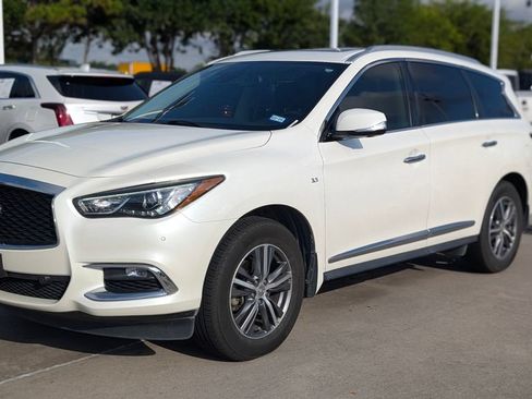 Used 2020 INFINITI QX60 Luxe w/ Essential Package AWD/4WD image 3