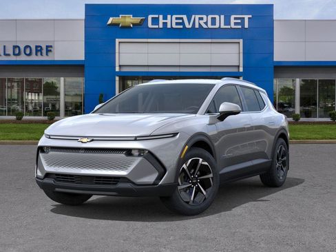 New 2026 Chevrolet Equinox EV LT image 7