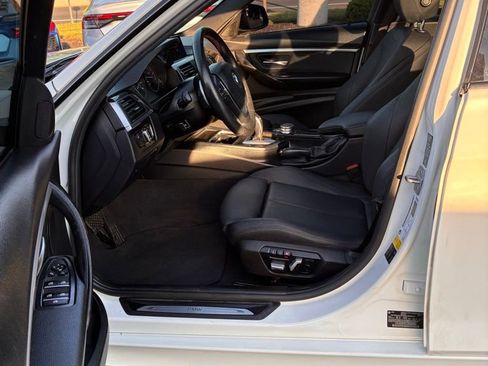 Used 2018 BMW 330i xDrive Sedan AWD/4WD image 20